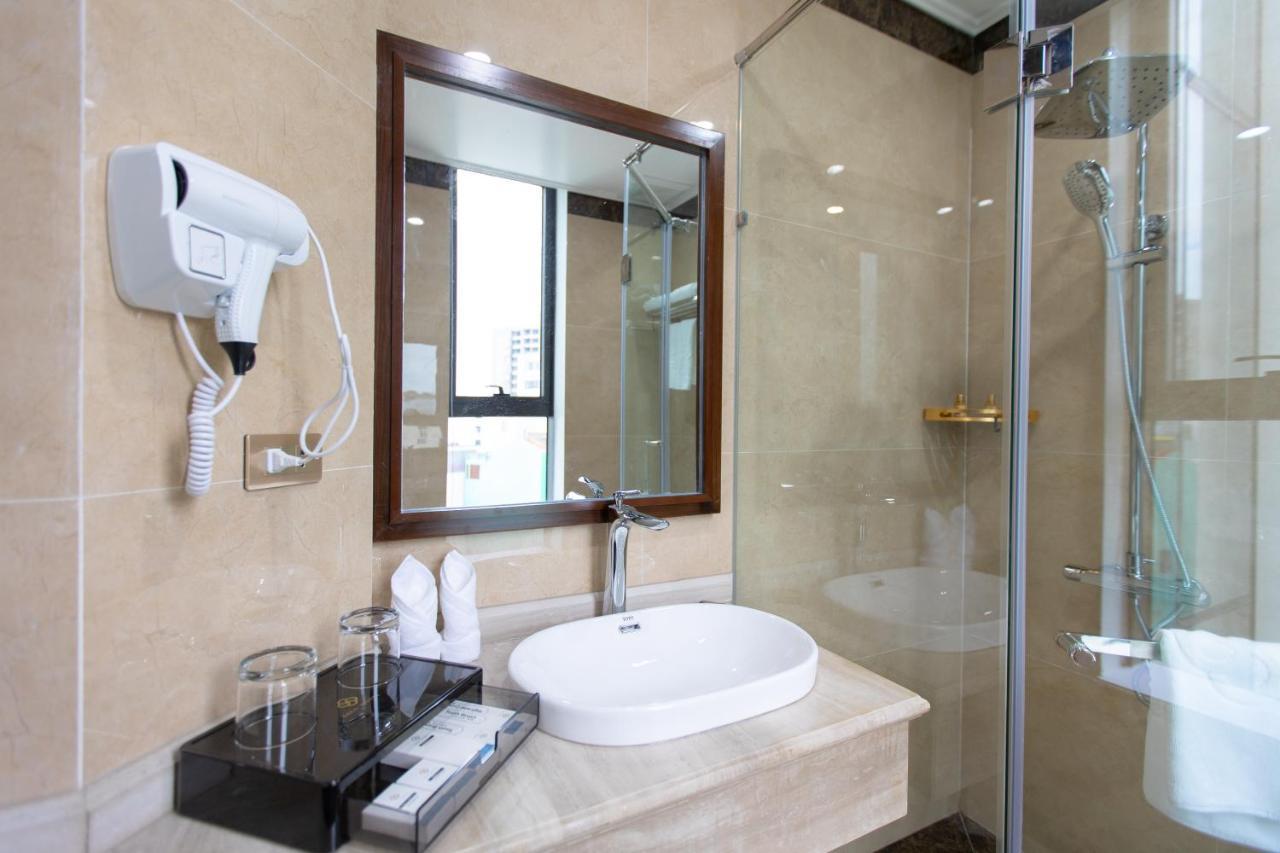 Sala Hotel Mong Cai Bagian luar foto