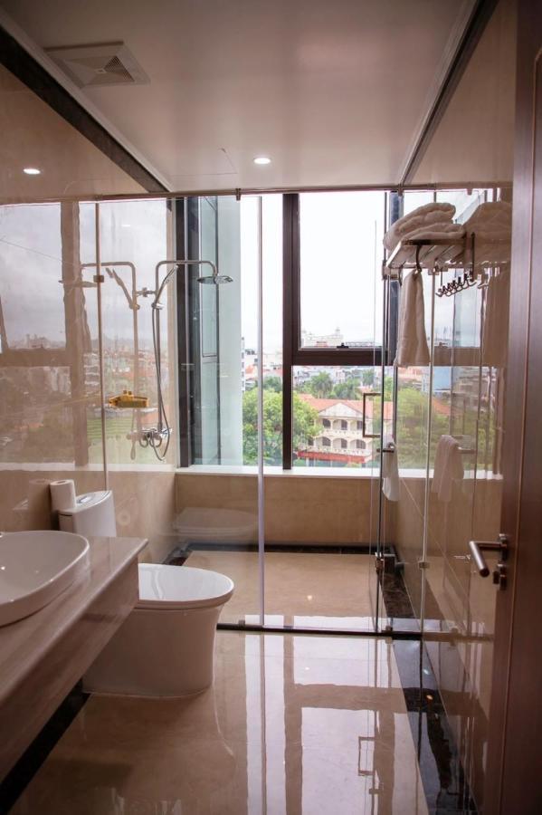 Sala Hotel Mong Cai Bagian luar foto